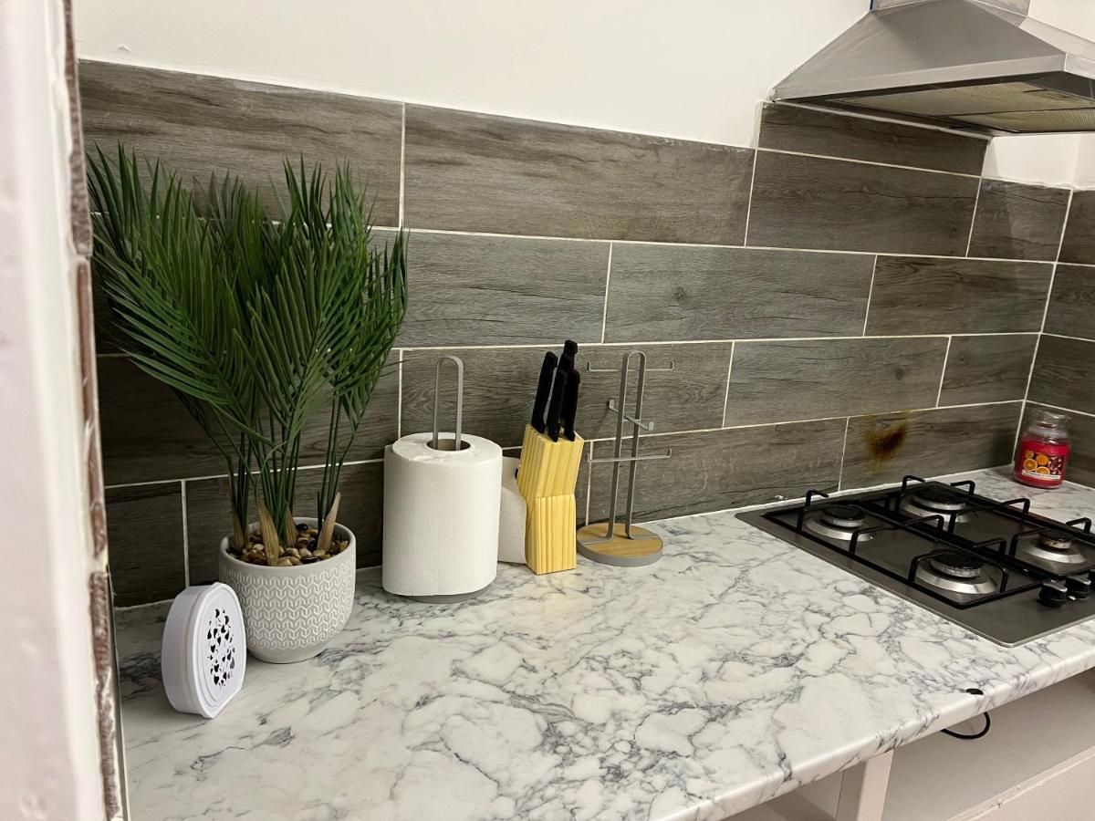 Central London Cosy Apartment エクステリア 写真
