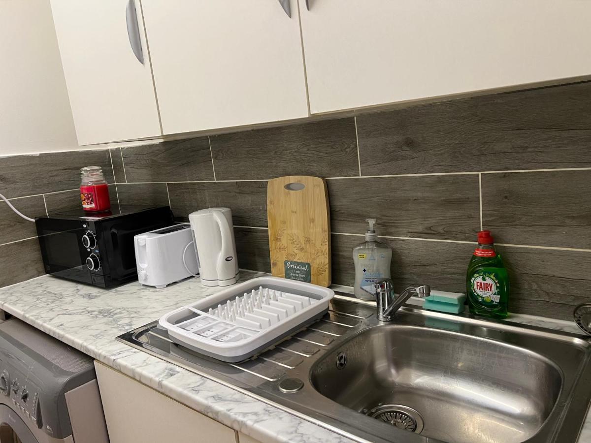 Central London Cosy Apartment エクステリア 写真
